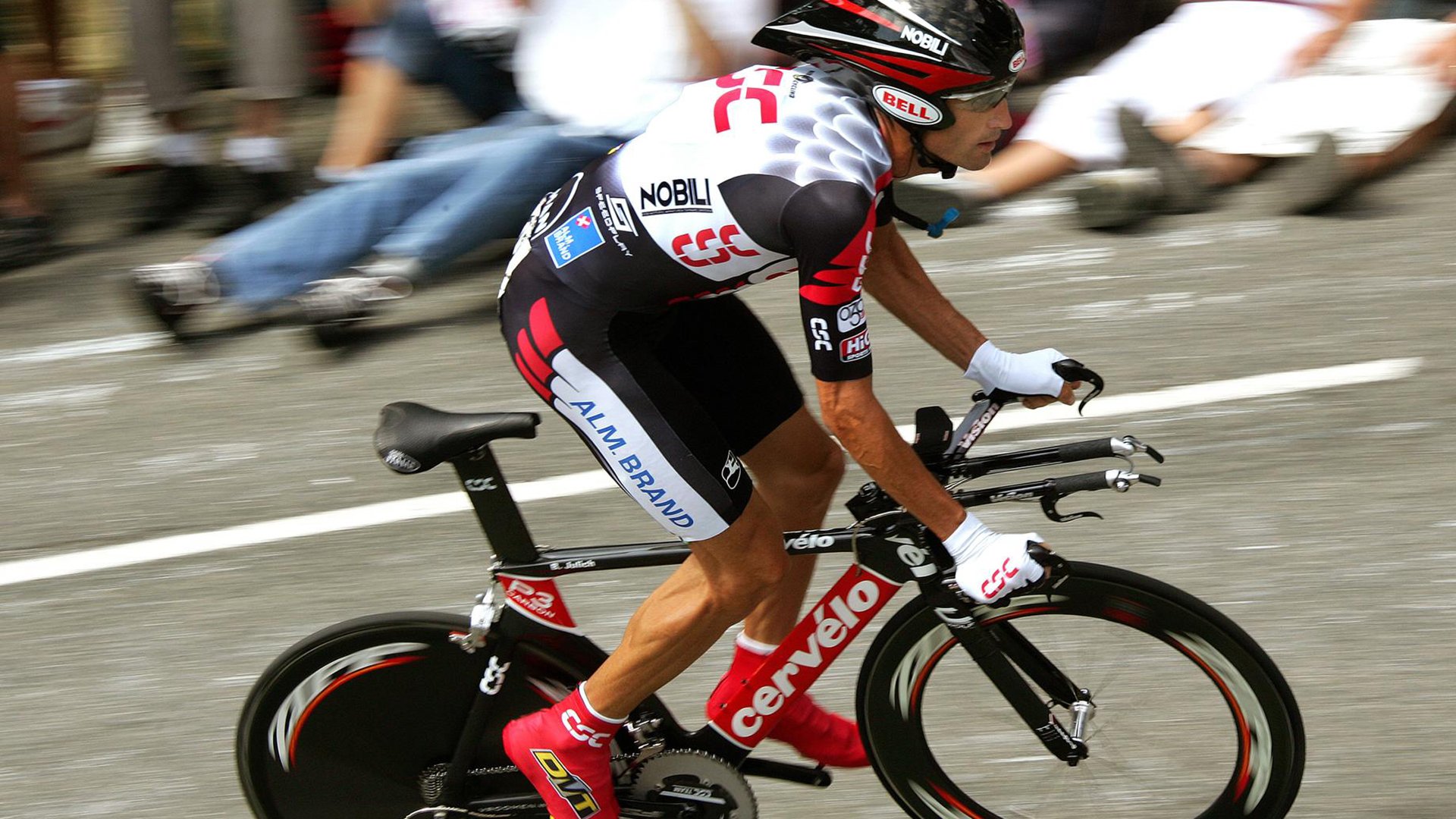 开yun体育-“西甲各队士气高涨,争夺战越发激烈”,西甲各队阵容